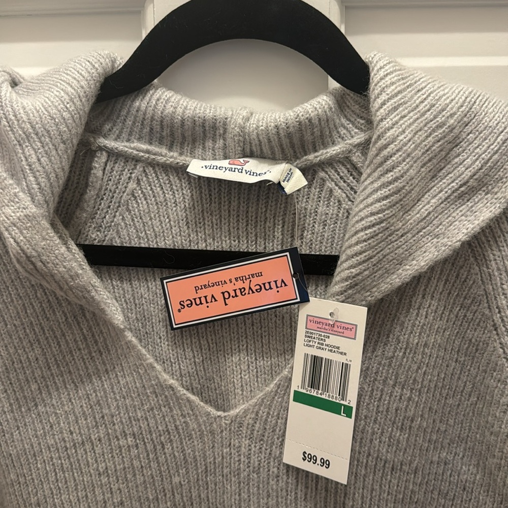 NWT Vineyard Vines sweater